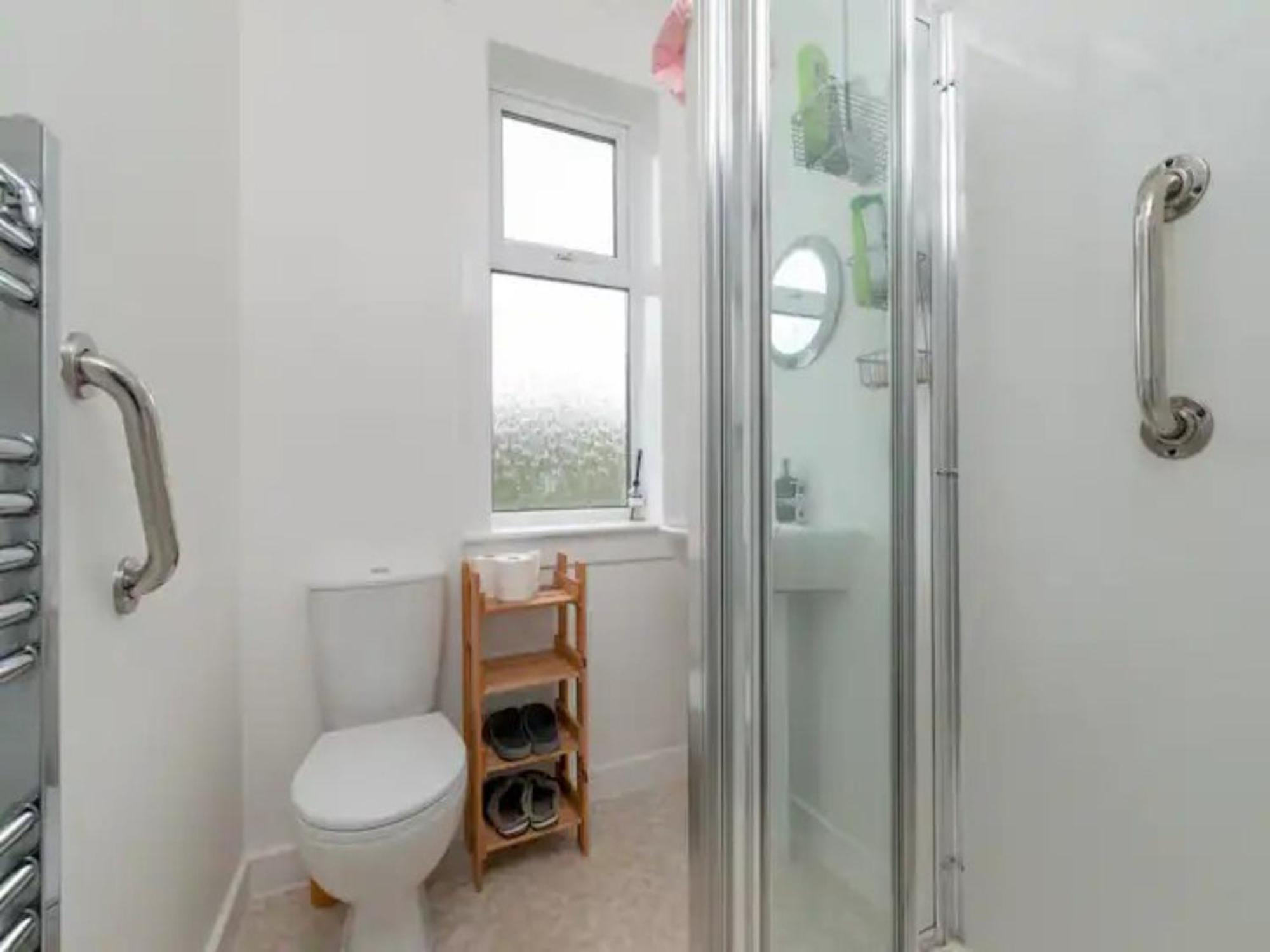 Pass The Keys Spacious Murrayfield Flat Hébergement de vacances *